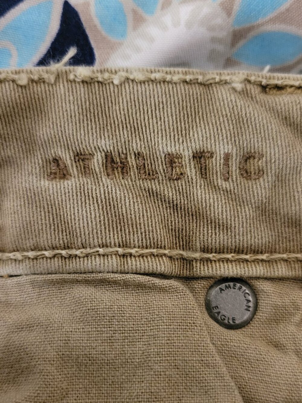 Men's American Eagle Khaki Next Level Stretch Pants - athletic fit size 34 x 32 - Picture 5 of 5